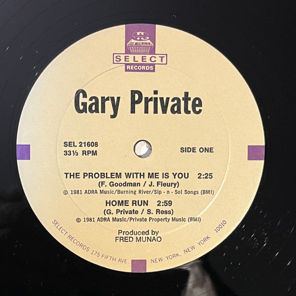 Gary Private - Private