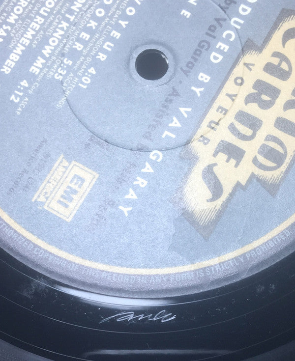 Kim Carnes - Voyeur
