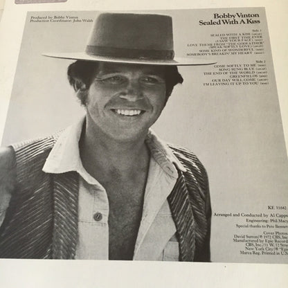 Bobby Vinton - Sealed With A Kiss