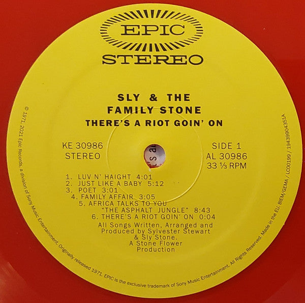 Sly & The Family Stone - There's A Riot Goin' On