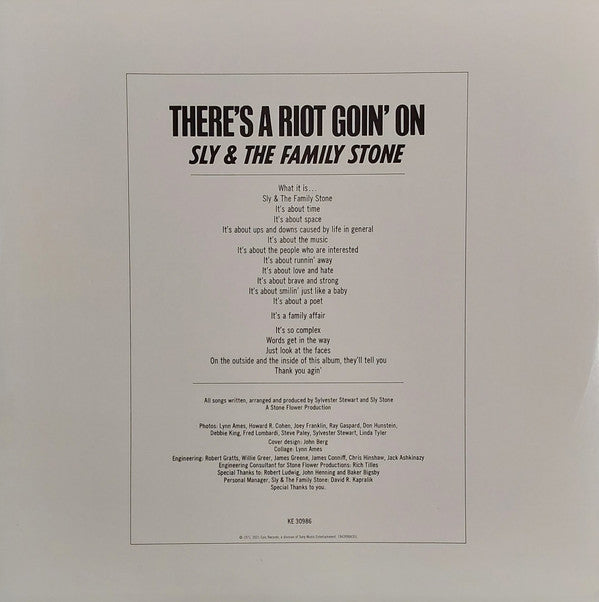 Sly & The Family Stone - There's A Riot Goin' On